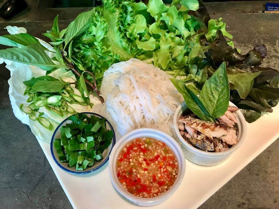 27657282_1595279010549458_1609813431486221804_n